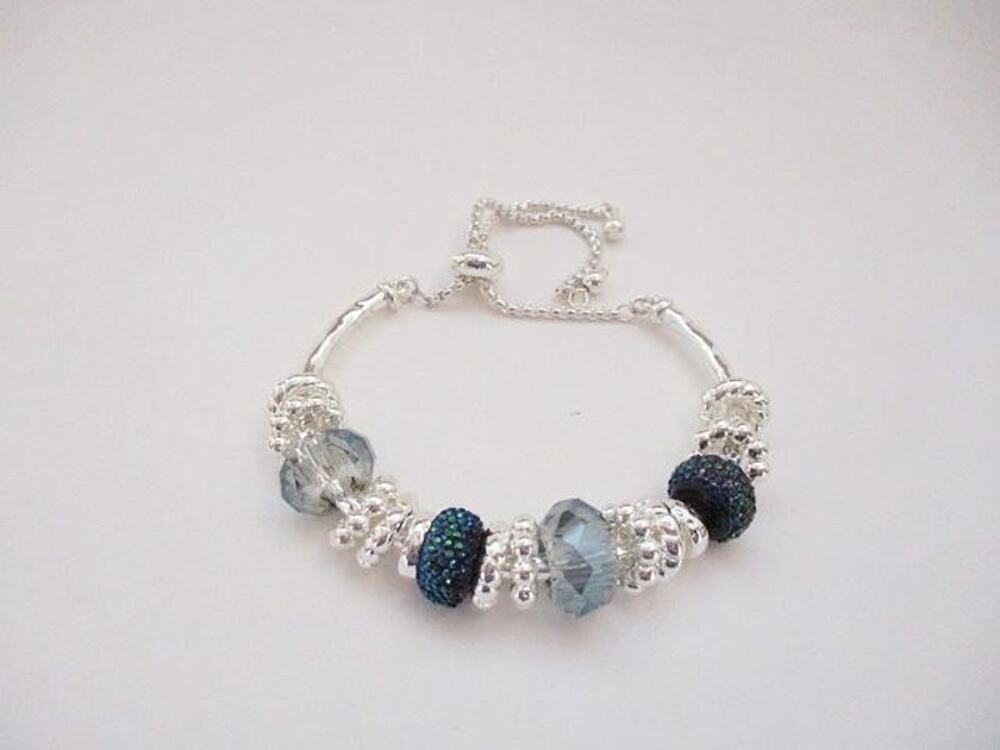 2034 NIP Beautiful Antique Vintage Silver Charm Silver Blue Bead Slider Bracelet